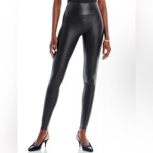 Spanx Faux Leather Leggings Size Large